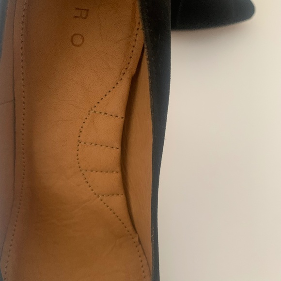 IRO Escaknot Black Suede Pumps embellished with a bow - Picture 10 of 15